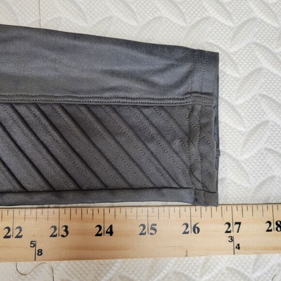 Spanx Faux Leather Moto Leggings Womens Small Gray Sexy City Coastal Compression - Picture 9 of 9